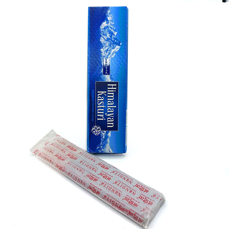 عود خوشبو کننده ناندیتا با طراحی سنتی و بوی دلنشین مشک هیمالیا