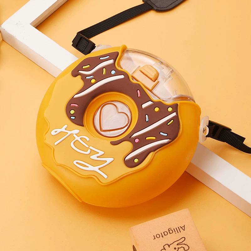 قمقمه کودک با طرح دونات مقاوم و بادوام