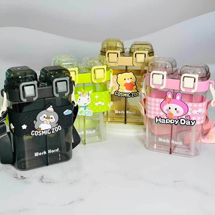 قمقمه فانتزی عروسکی با دو بخش مجزا برای نوشیدنی