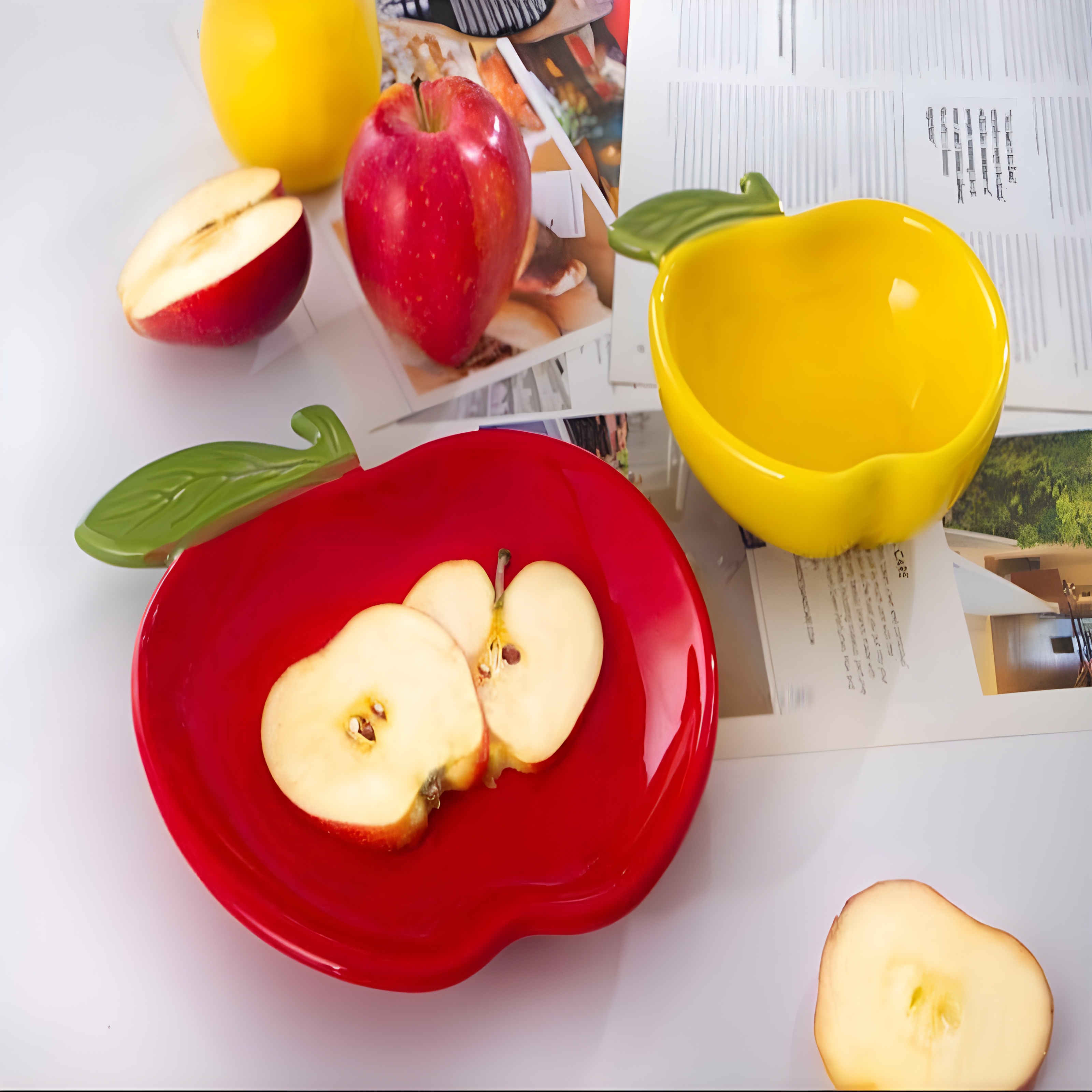 کاسه سرامیکی طرح سیب بنیکو برای سرو تنقلات و دسر