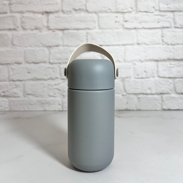 ماگ فانتزی کوچک با طراحی ارگونومیک و کاربردی