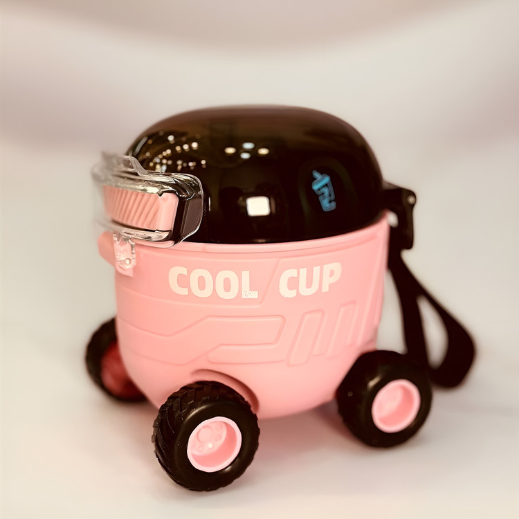 بطری آب کودکانه با طرح ماشین چهارچرخ رنگی