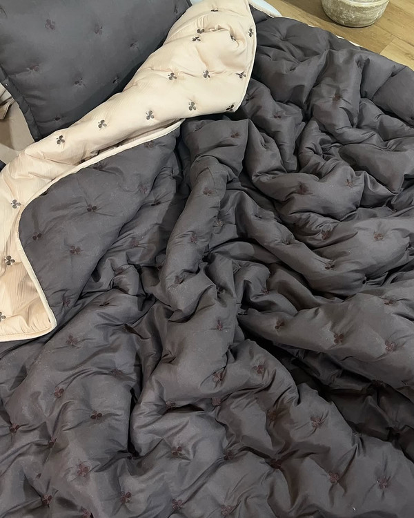 ست روتختی برند MAYA با طراحی کلاسیک و شیک