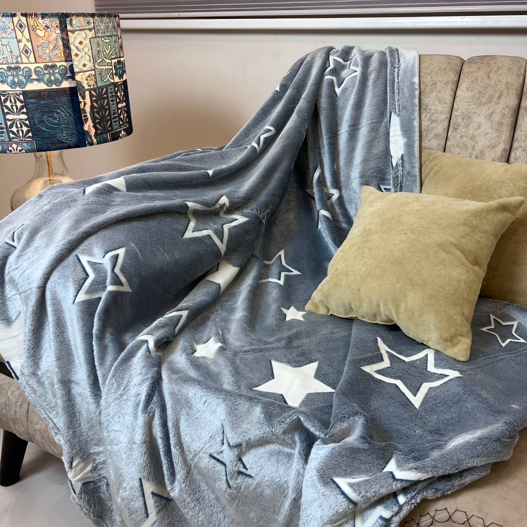 پتو دو نفره سبک و راحت با قابلیت شب‌تاب