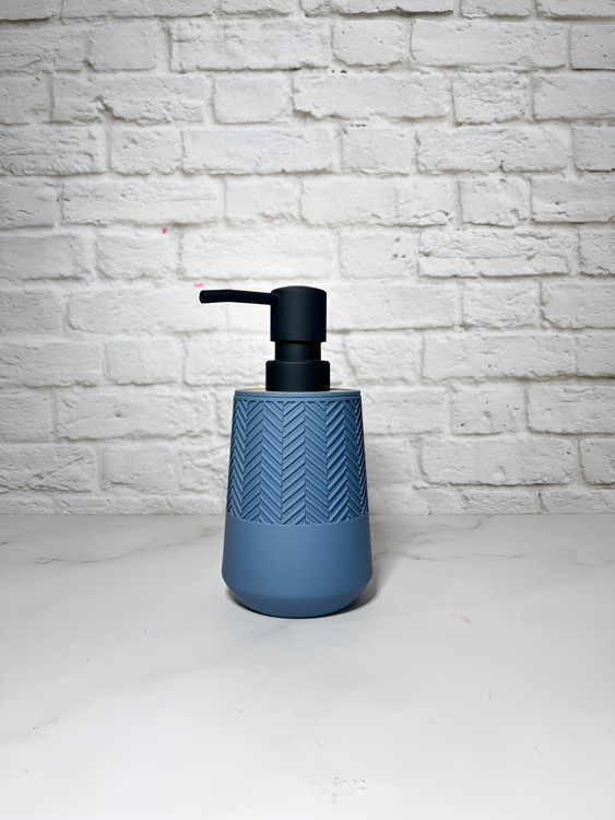 ظرف مایع پمپی شیک با طراحی بافتدار مناسب دکور مدرن