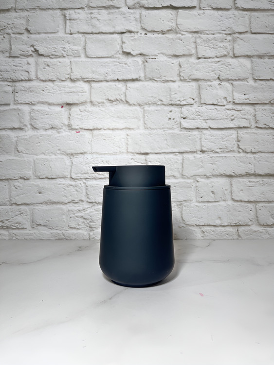 جا مایع پمپی مدل مینیمال مشکی مات