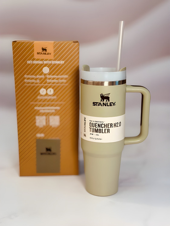 تراول ماگ استنلی Quencher سبز زیتونی حجم ۳۰ oz