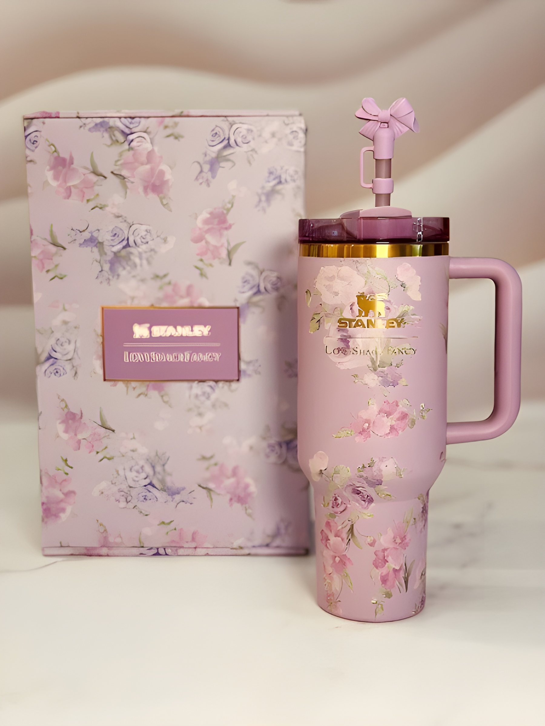 ماگ بنفش استنلی Quencher مناسب استفاده روزانه و سفر