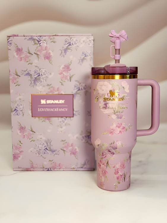 ماگ بنفش استنلی Quencher مناسب استفاده روزانه و سفر