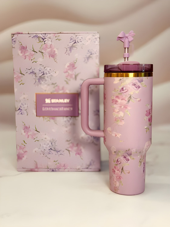 تراول ماگ استنلی Quencher بنفش با طراحی مدرن و کاربردی