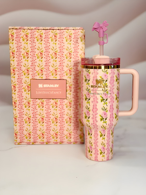 ماگ استنلی Quencher صورتی برای نوشیدنیهای گرم و سرد