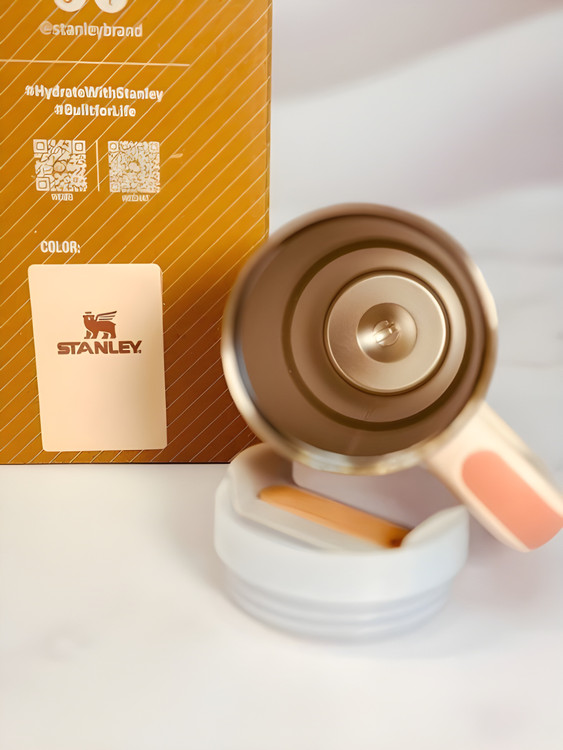 تراول ماگ استنلی Quencher صورتی کم رنگ 30 oz