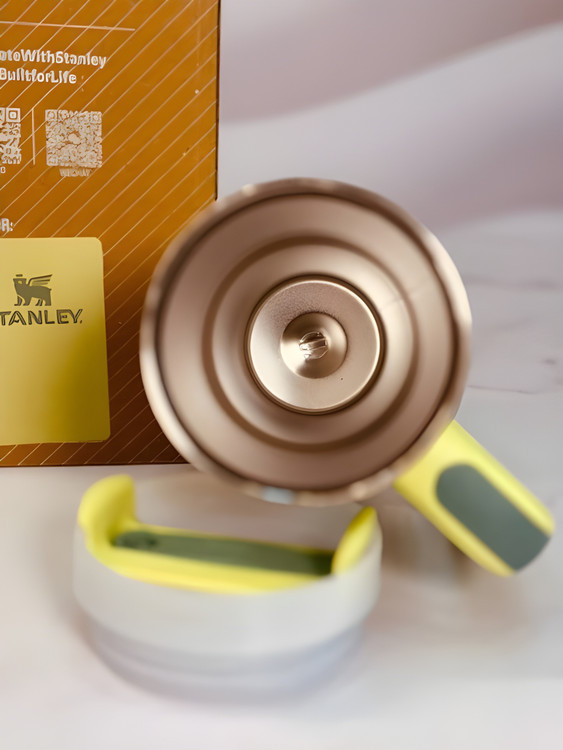 ماگ استنلی Quencher سبز روشن برای استفاده روزانه و سفر