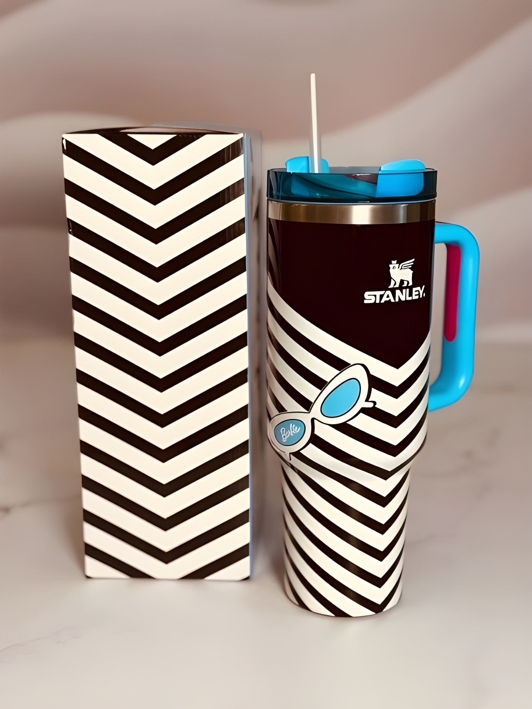 تراول ماگ باربی ۱۹۵۶ با کیفیت بالا و بادوام