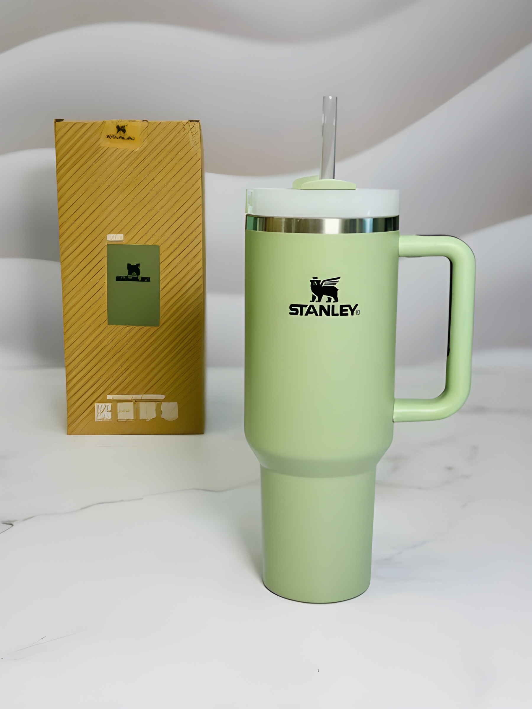 تراول ماگ استنلی Quencher سبز 1.18L