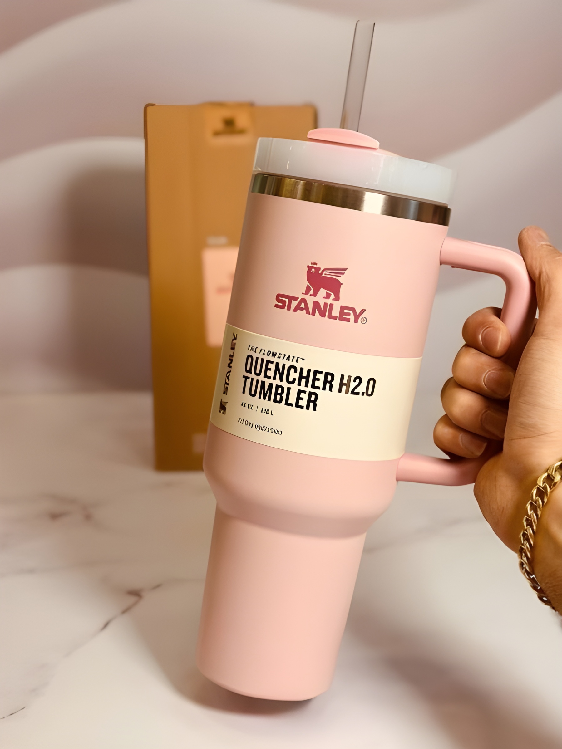 تراول ماگ استنلی Quencher صورتی 1.18L