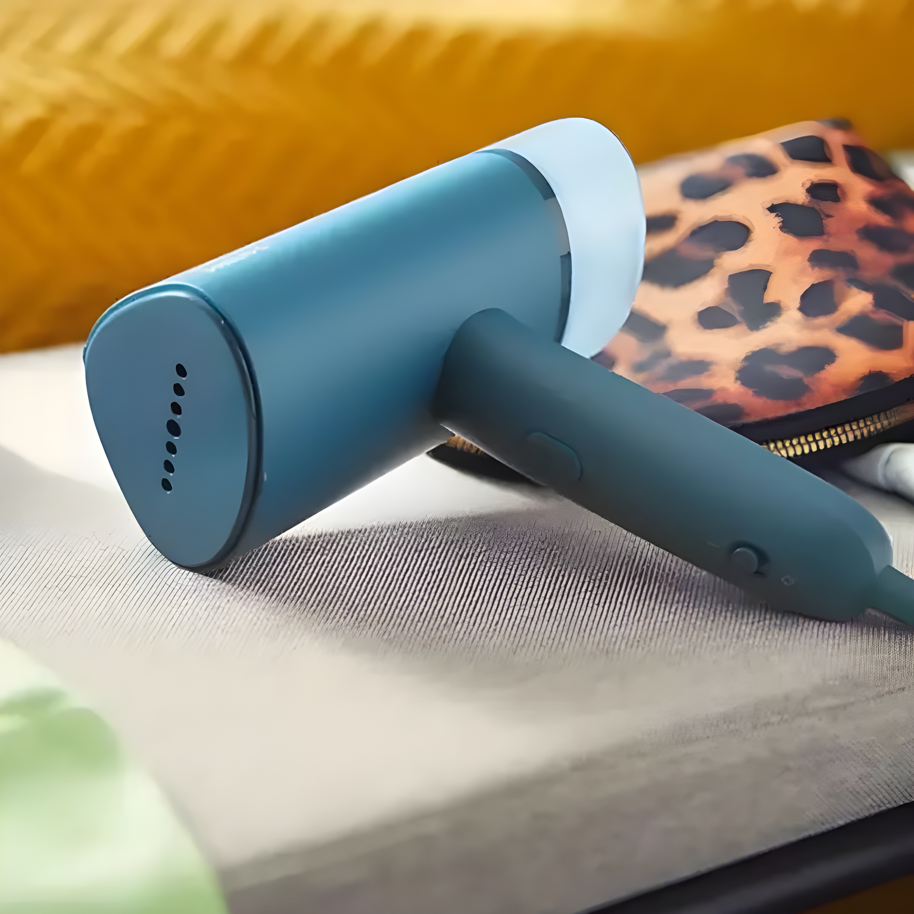 اتو دستی فیلیپس با قدرت بخار مناسب انواع پارچه