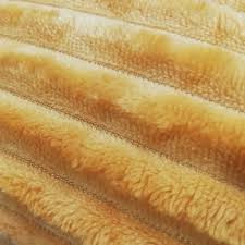 پتو تکرنگ ساده و کاربردی برای هر فصل