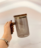 ماگ دمنوش دسته چوبی با طراحی مدرن و کاربردی