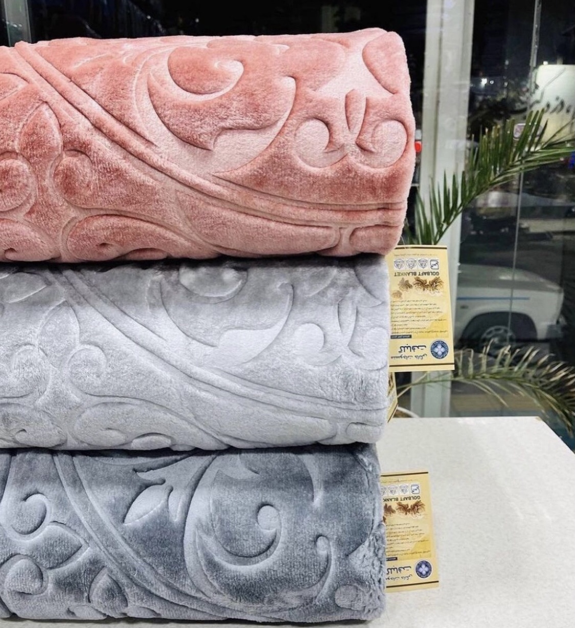 پتو یکنفره گلبافت با کیفیت بالا و لطافت عالی