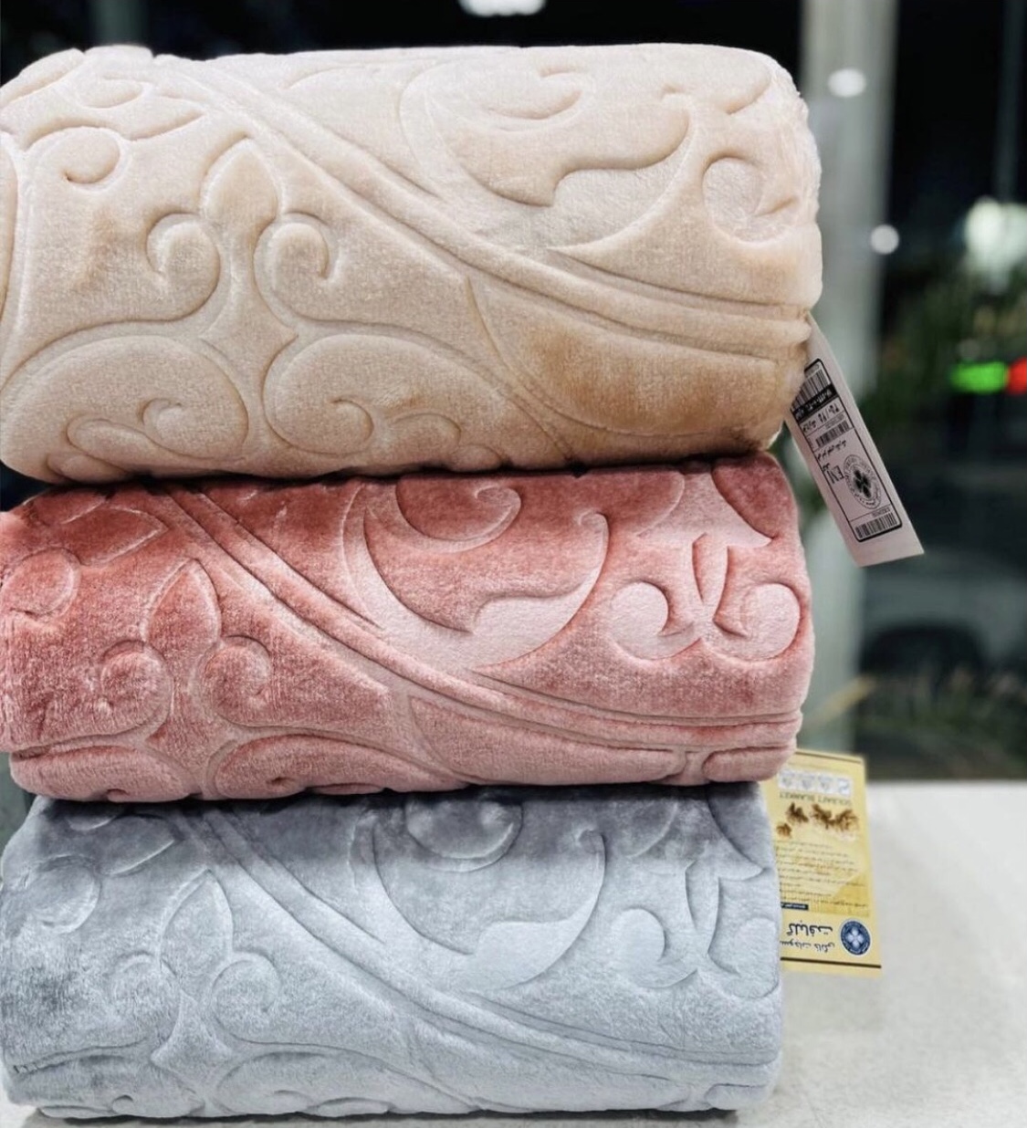 پتو یکنفره گل برجسته گلبافت با کیفیت بالا