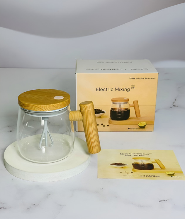 ماگ شیشهای پیرکس با همزن داخلی برای مخلوط کردن راحت