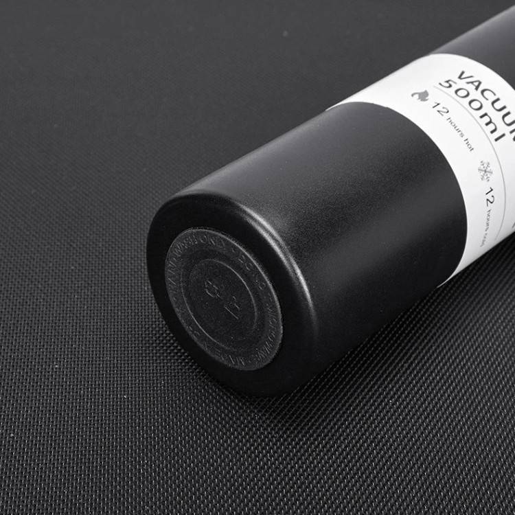 فلاسک VACUUM FLASK به همراه سه لیوان کوچک مخصوص سفر