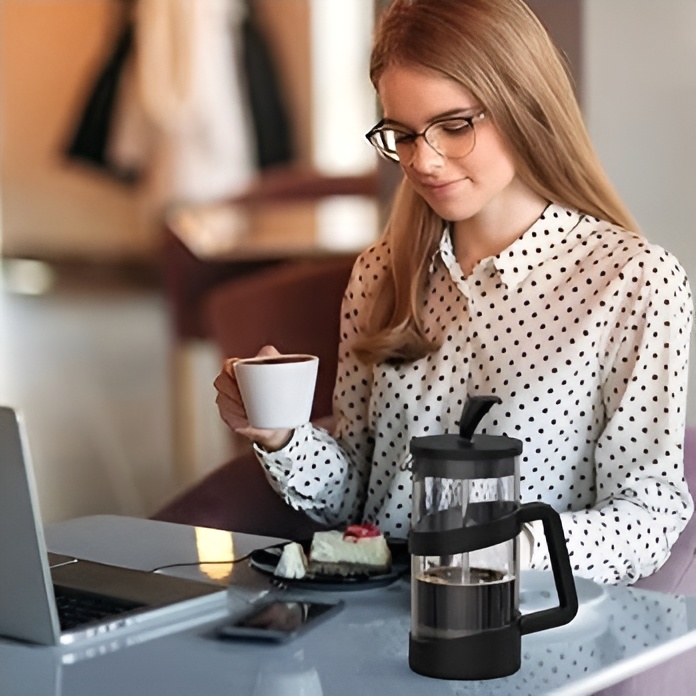 فرنچ پرس شیشه‌ای مقاوم با درپوش سیلیکونی