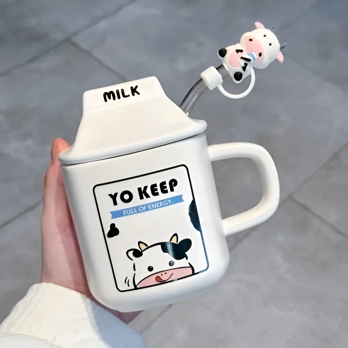 ماگ با رنگ سفید و طرح جذاب