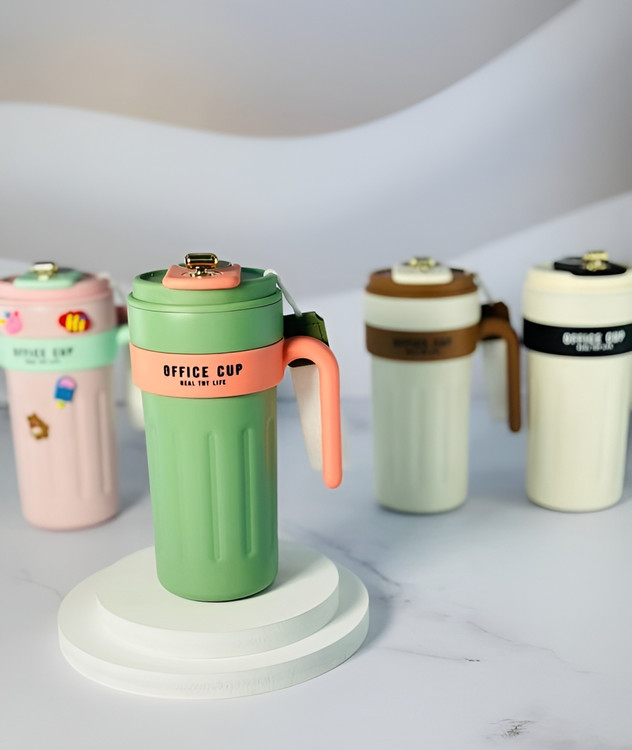 ماگ مسافرتی با درجهبندی دقیق و دسته راحت