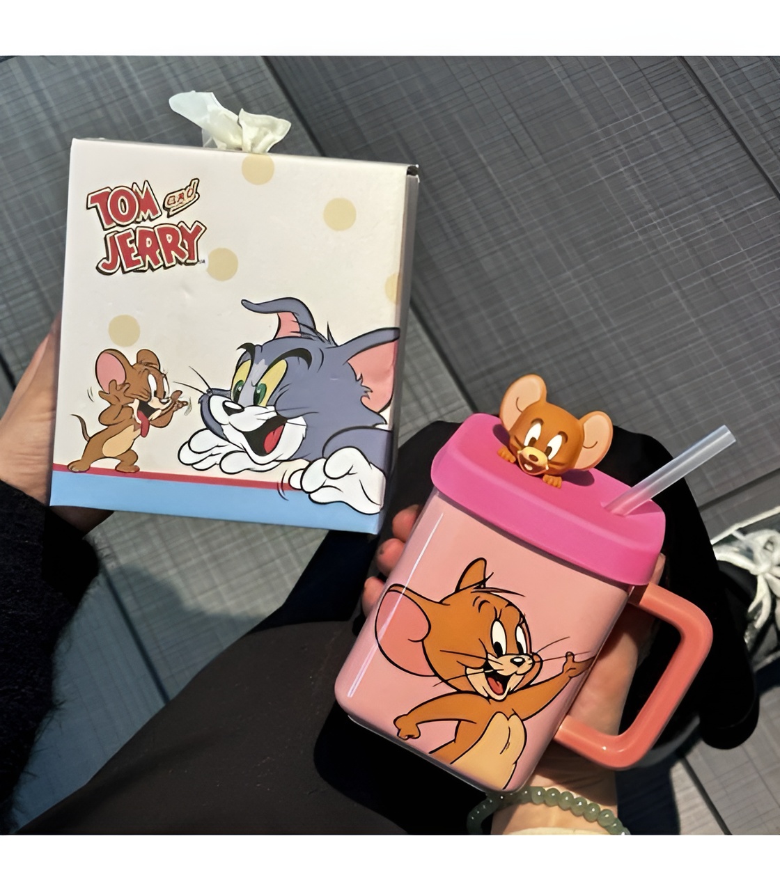 ماگ کارتونی تام و جری نی‌دار مناسب کودکان