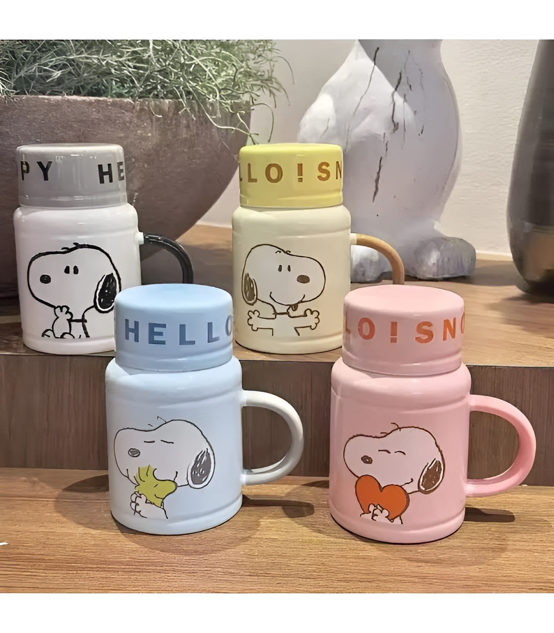 ماگ درب‌دار اسنوپی فانتزی با طراحی لیوانی