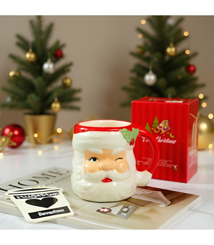 ماگ کریسمسی طرح بابانوئل با طراحی فانتزی و شاد