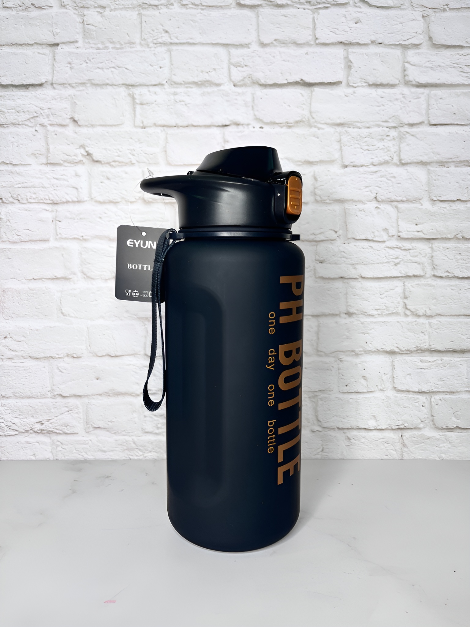 قمقمه مدل PH BOTTLE مناسب ورزش‌های سنگین