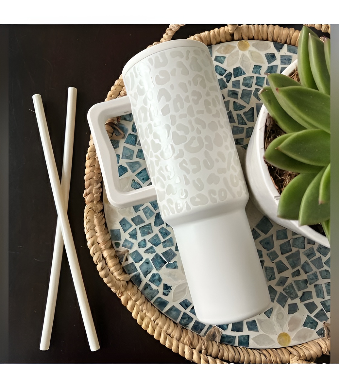 تراول ماگ زیبا و مدرن با طرح پلنگی