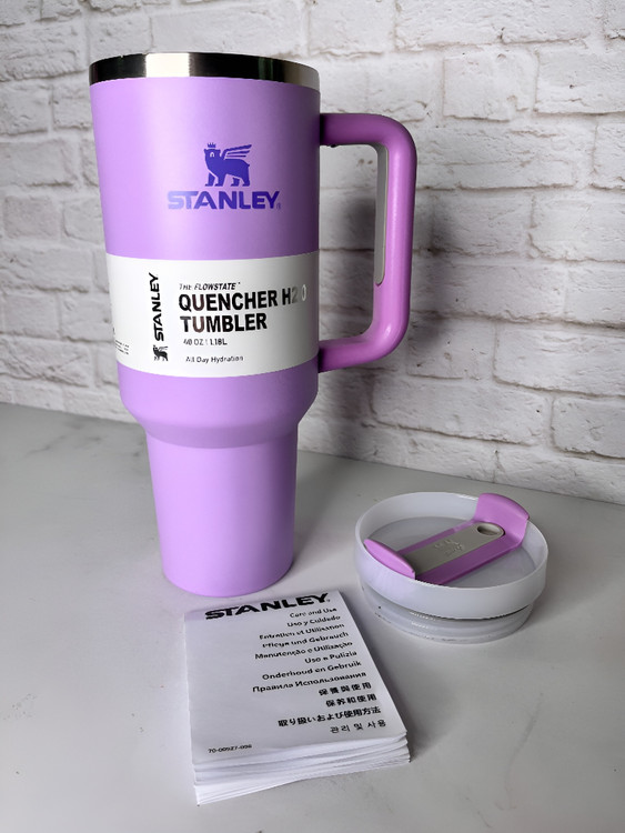 ماگ دستهدار استنلی بنفش برای قهوه، چای و نوشیدنیهای سرد