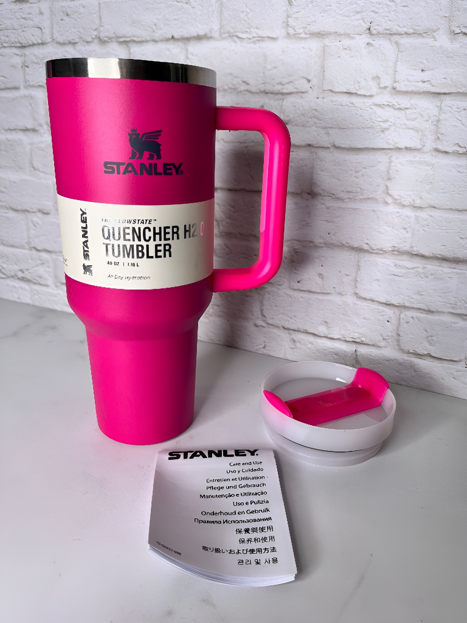 تامبلر استنلی ۴۰ اونس رنگ سرخابی، مناسب استفاده روزانه و سفر