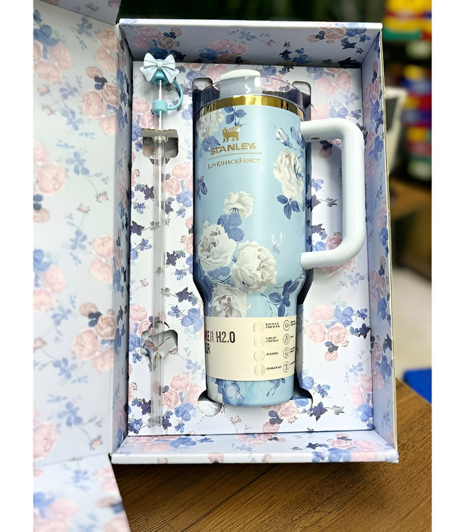 تامبلر استنلی با جعبه هدیه آماده هدیه دادن