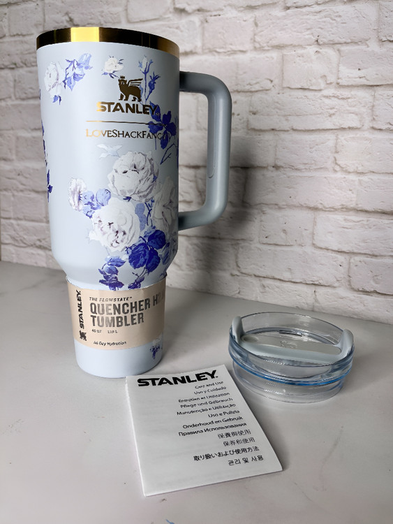 ماگ گلدار استنلی با طراحی زیبا و جذاب