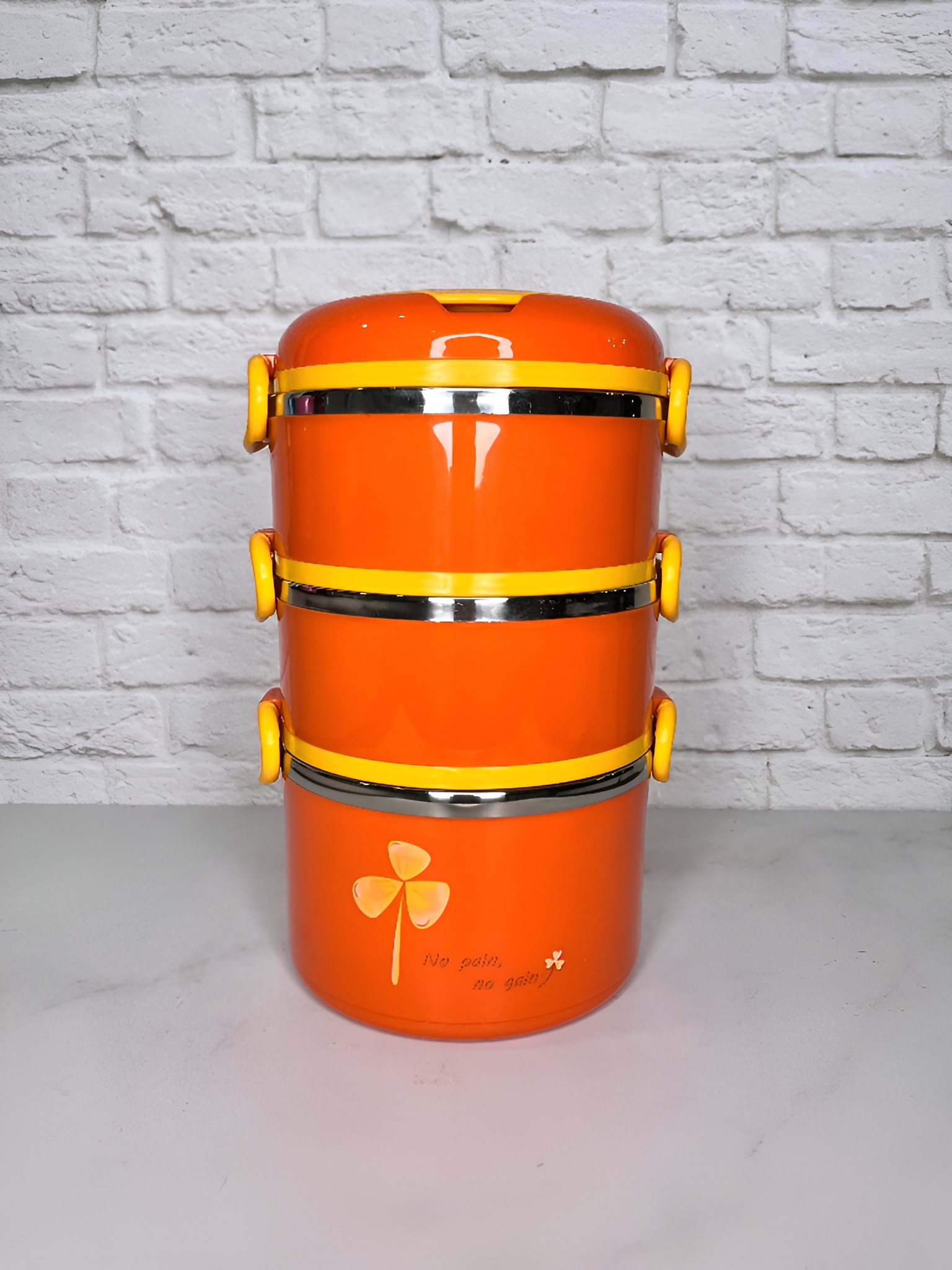 ظرف غذا استیل چندطبقه با بدنه مقاوم