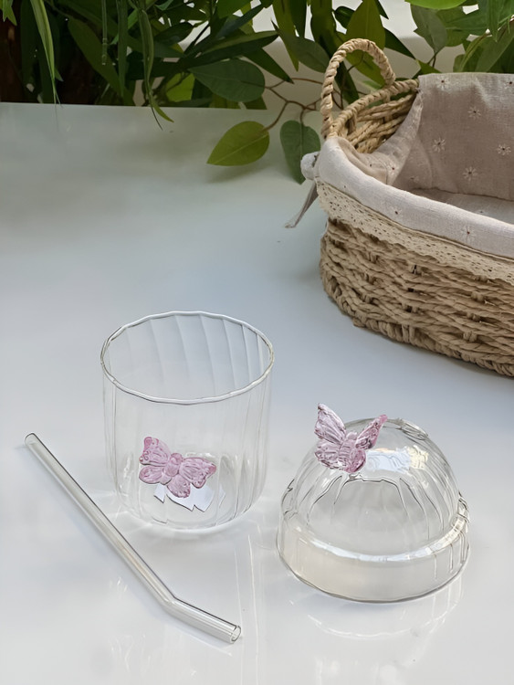 ماگ فانتزی پروانهای، هدیهای جذاب و کاربردی