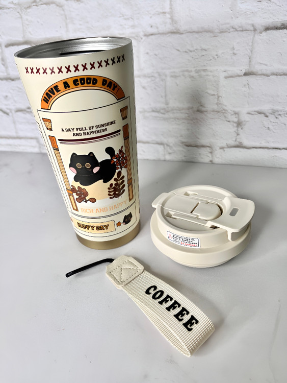 تراول ماگ با طرح فانتزی و قابلیت استفاده دوگانه