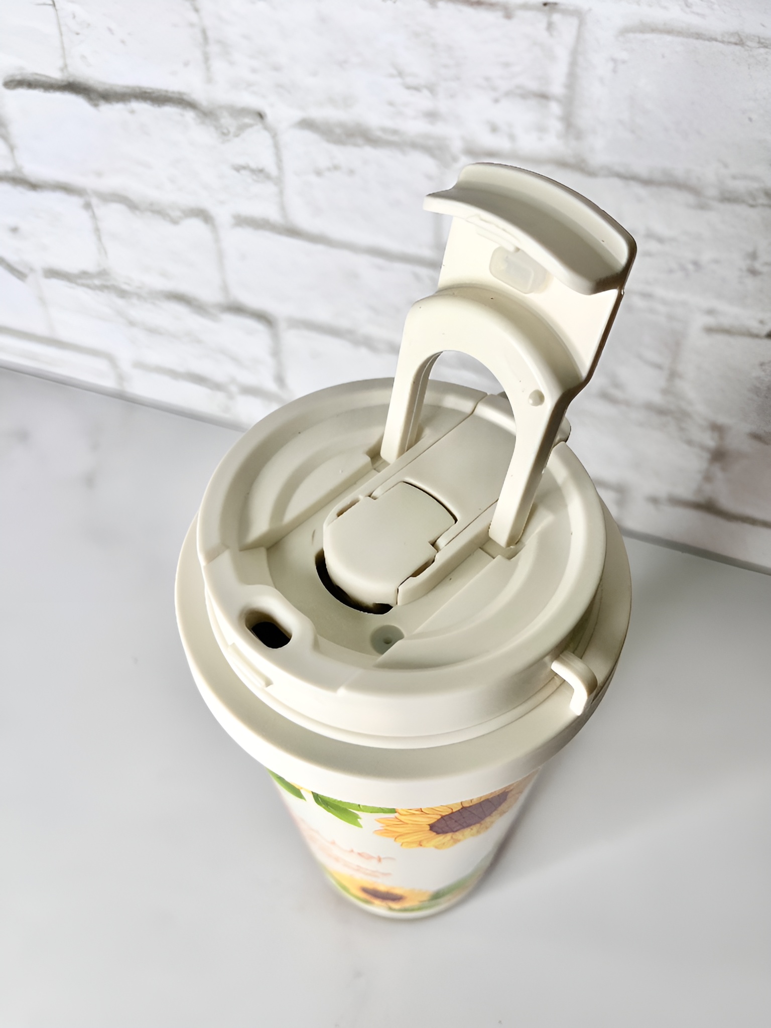 تراول ماگ گلدار مناسب استفاده روزمره و سفر