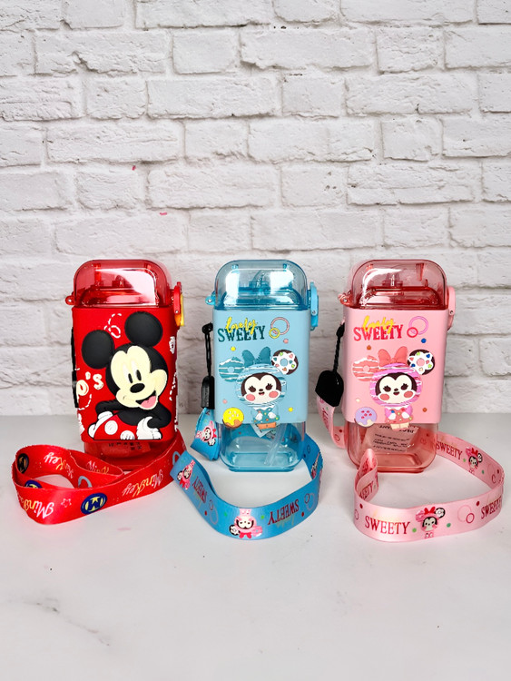 قمقمه کودک مدل کتابی با طراحی فانتزی و رنگهای جذاب