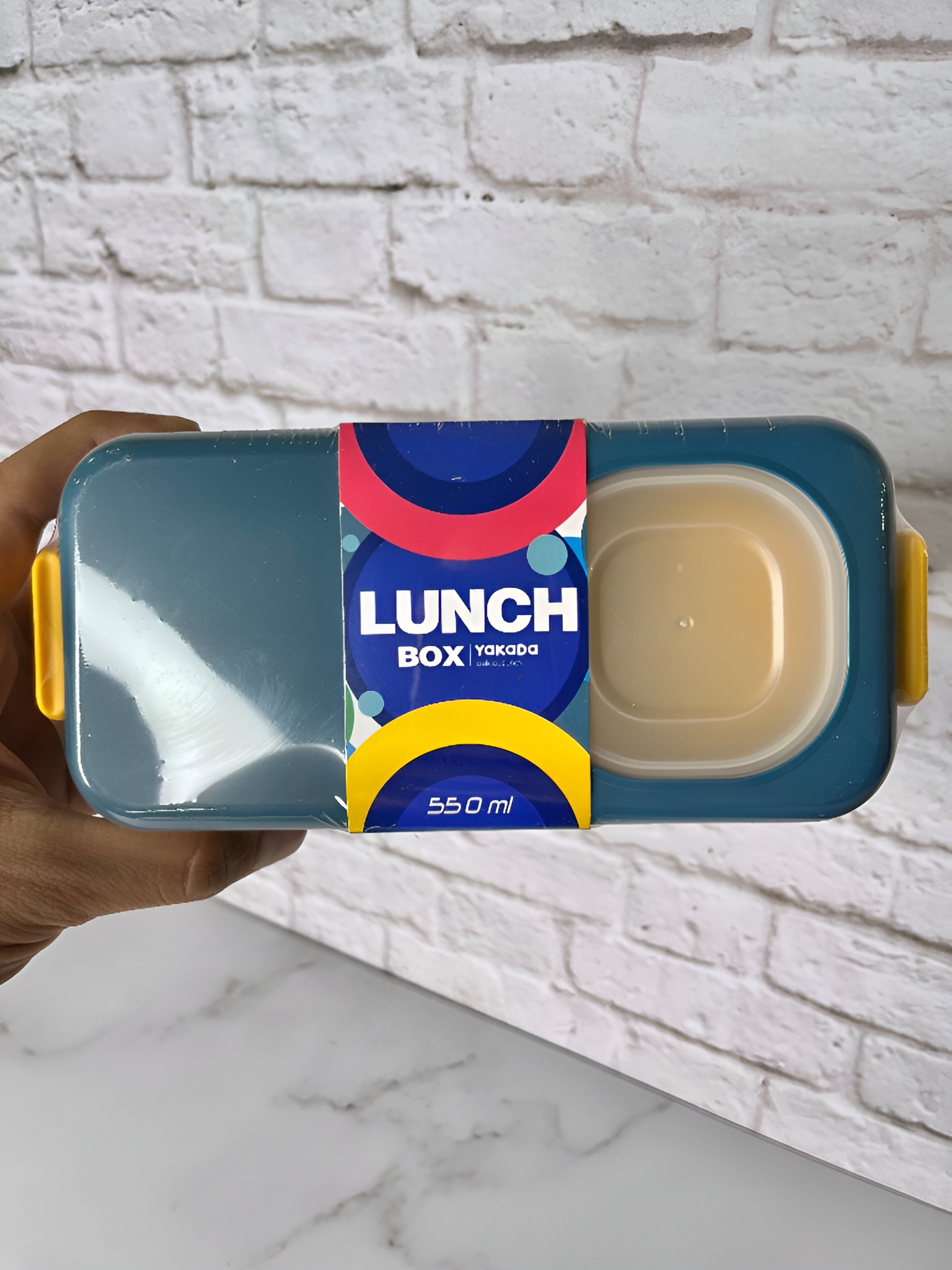 ظرف غذا دو طبقه با تقسیم‌بندی جدا برای غذا و دسر