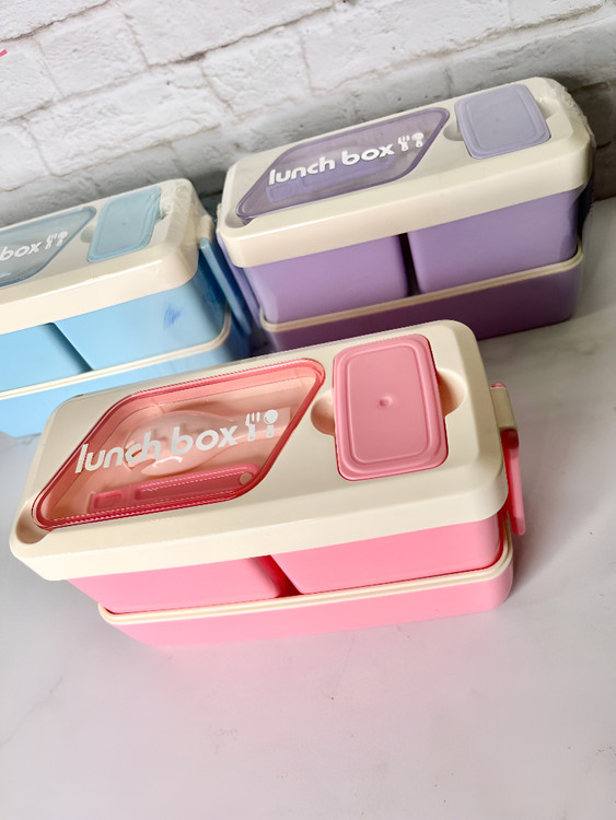 ظرف غذا پلاستیکی دو طبقه با طراحی شیک و مینیمال