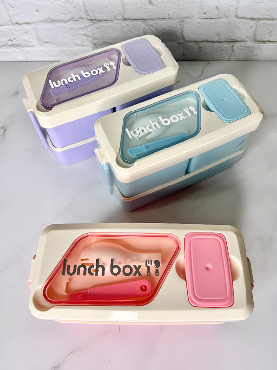 ظرف غذا سبک پلاستیکی دو طبقه مناسب برای کودکان و بزرگسالان