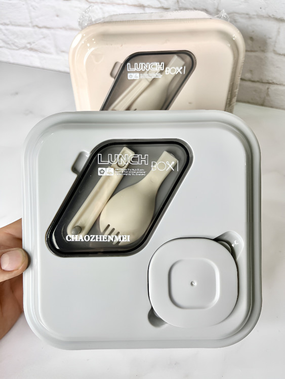 ظرف ناهار سهقسمتی با بدنه مقاوم و قابل شستشو