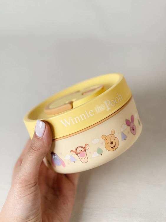 ظرف غذا ۳طبقه با بدنه پلاستیکی مقاوم و سبک