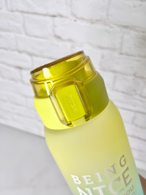 بطری اسپرت EYUN مدل Being Nice با طراحی مینیمال